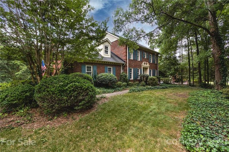 1000 Hanover Dr, Concord, NC 28027