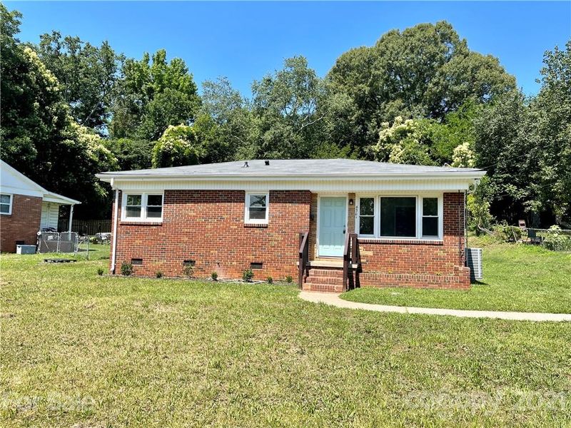 4301 Tillman Rd, Charlotte, NC 28208