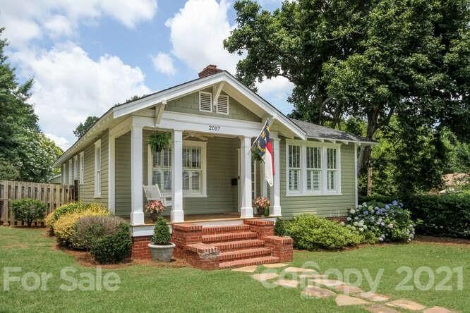 2017 Club Rd, Charlotte, NC 28205