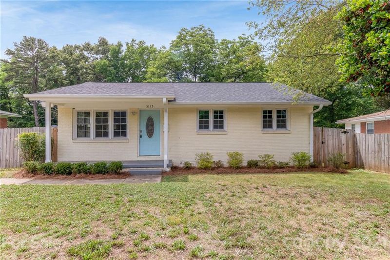3115 Burbank Dr, Charlotte, NC 28216