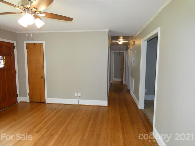4115 Leeds Dr, Charlotte, NC 28205