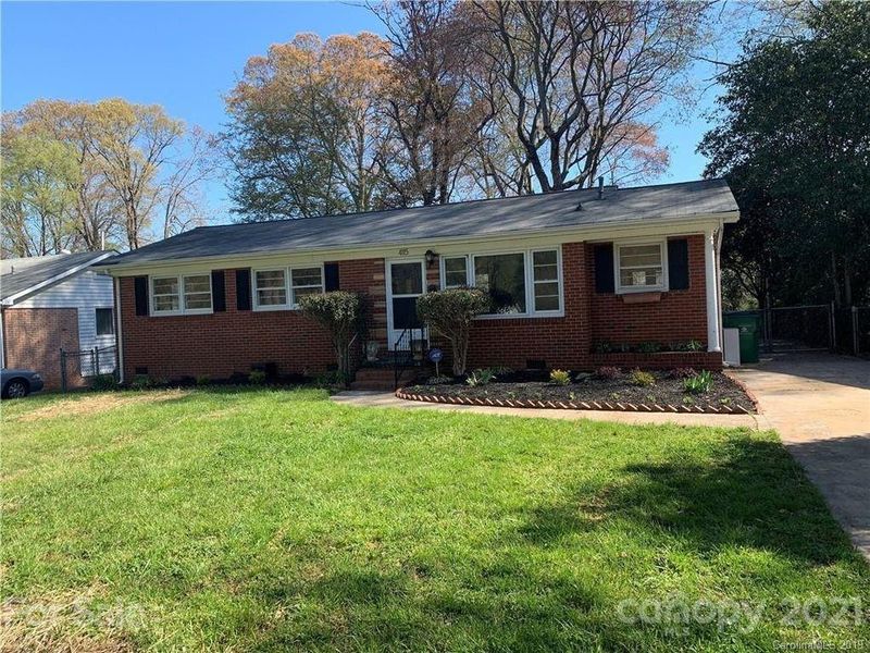 4115 Leeds Dr, Charlotte, NC 28205