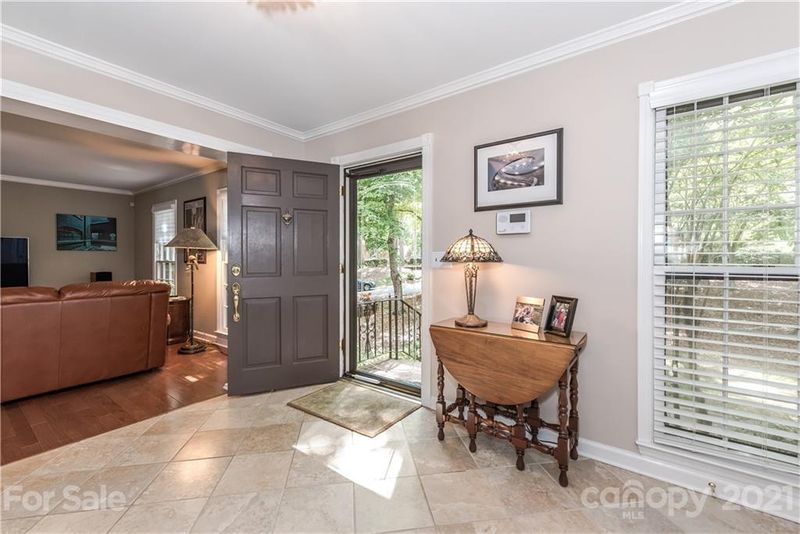 9401 Stonemark Dr, Charlotte, NC 28277