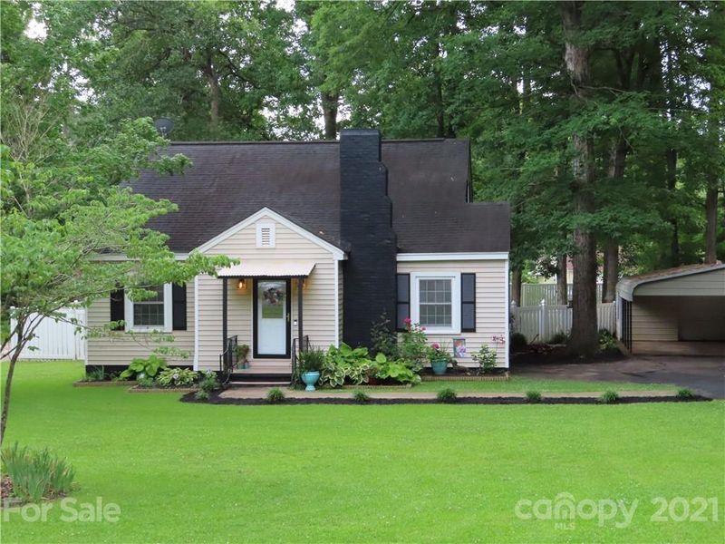 314 Simrill Ave, York, SC 29745