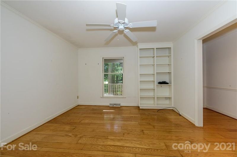 8818 Bee Tree Cir, Charlotte, NC 28270