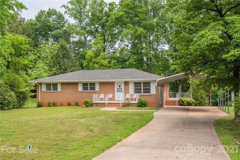 3109 Simmons St, Kannapolis, NC 28083