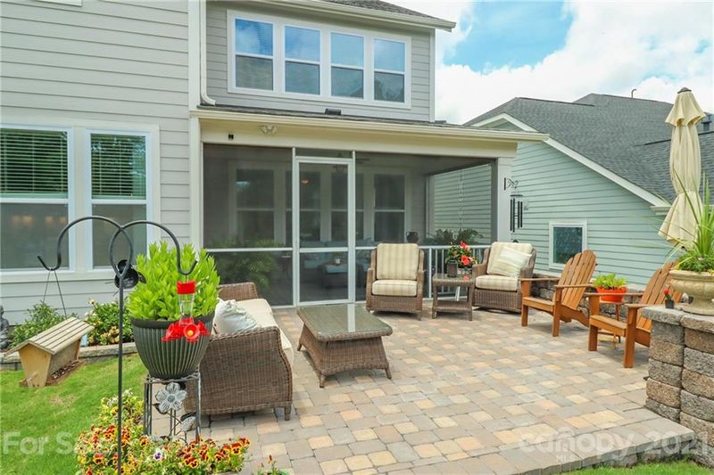 940 Elderberry Ln, Clover, SC 29710