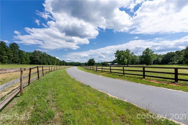 695 Marvin Meadows Rd, Indian Land, SC 29707