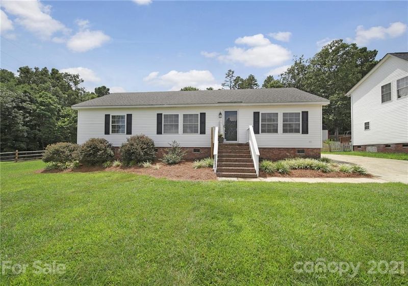 1682 Lemming Dr, Concord, NC 28025