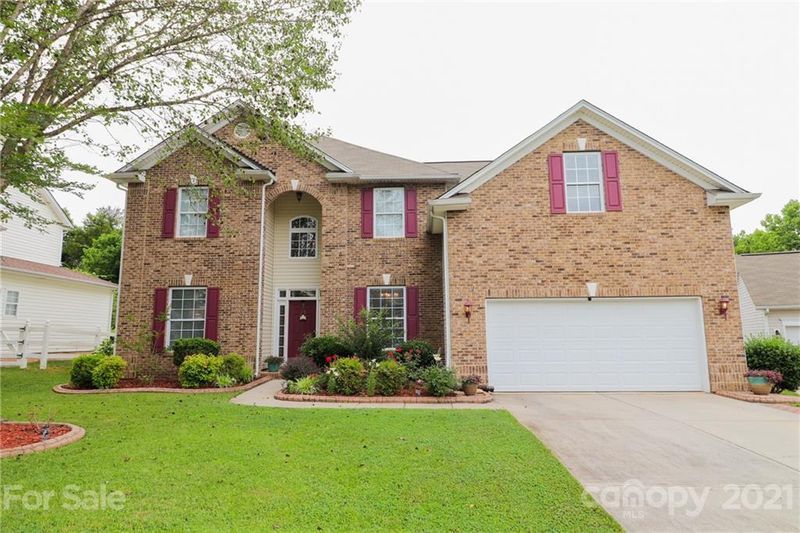4764 Brockton Ct NW, Concord, NC 28027