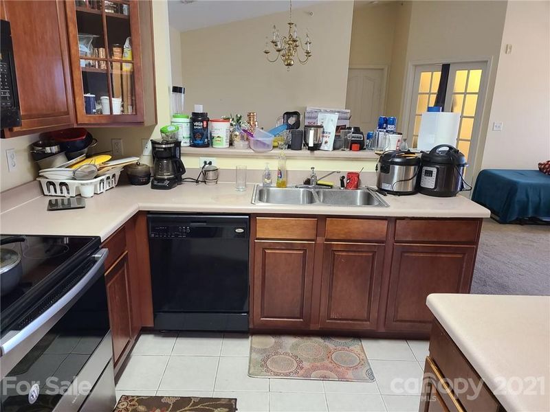 9881 Hyde Glen Ct, Charlotte, NC 28262