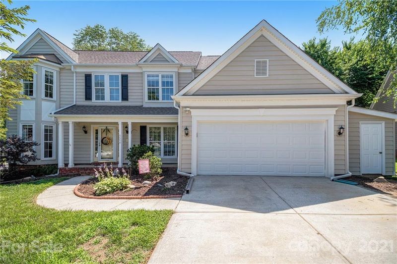 6648 Hawksnest Dr, Charlotte, NC 28269