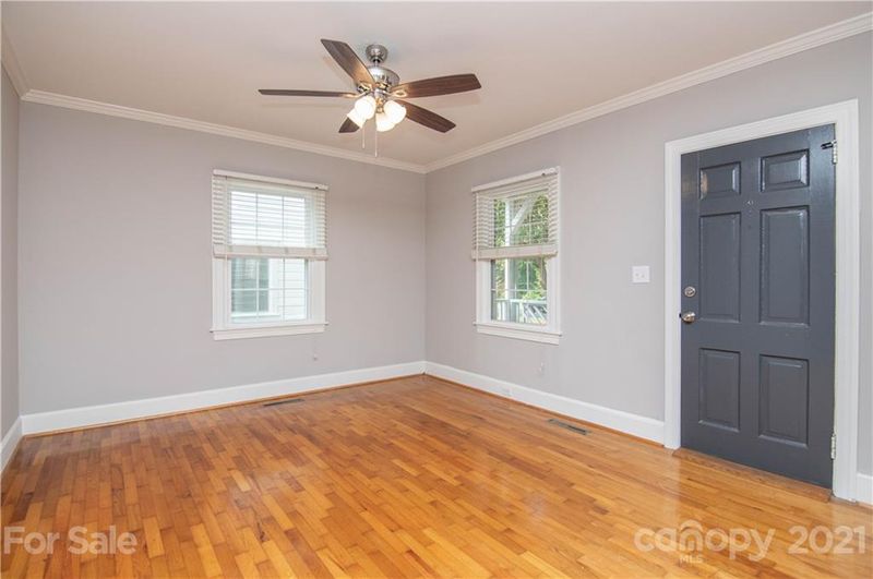 834 Jackson St, Gastonia, NC 28052
