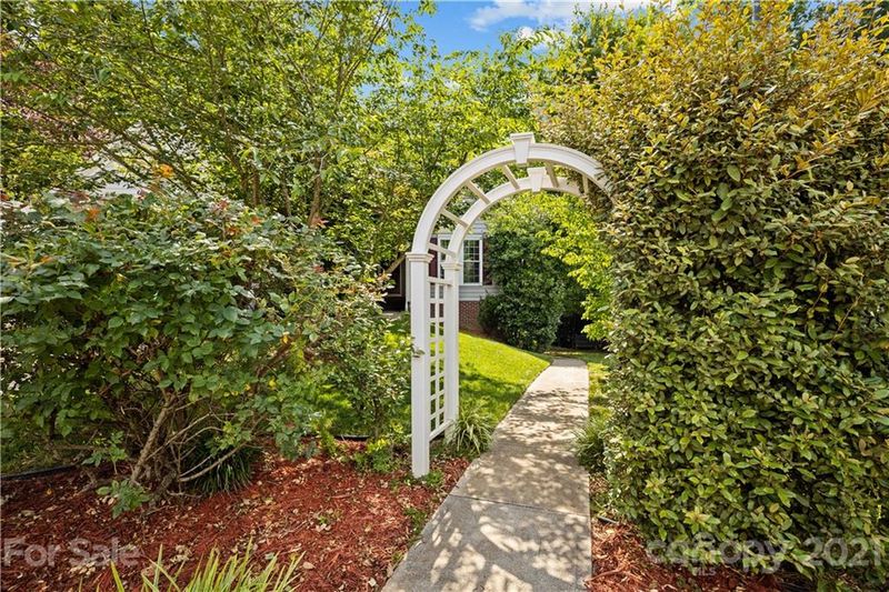 1606 Spandril Ln, Fort Mill, SC 29708
