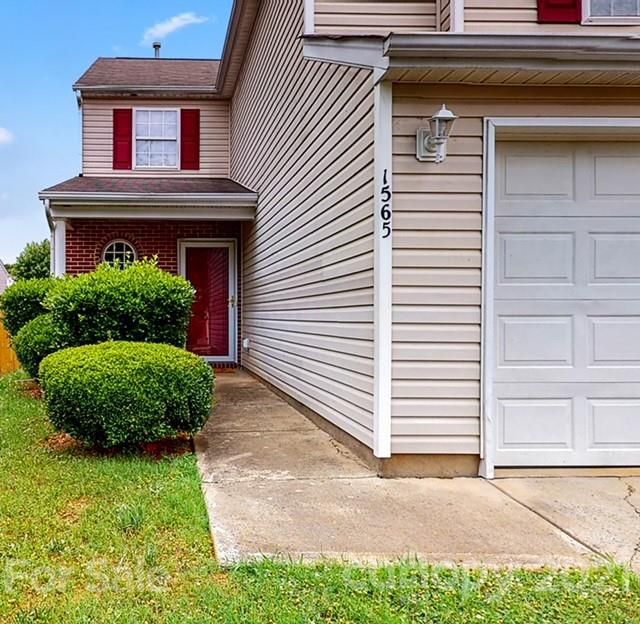 1565 Kindred Cir, Concord, NC 28027