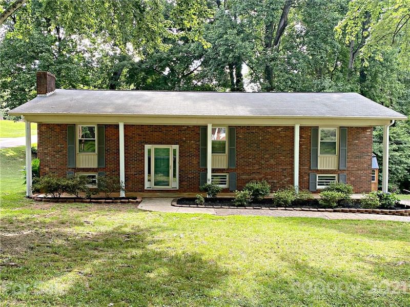 401 Parlier Ave NE, Conover, NC 28613