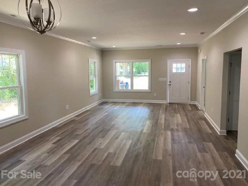 2118 Ravendale St, Kannapolis, NC 28083