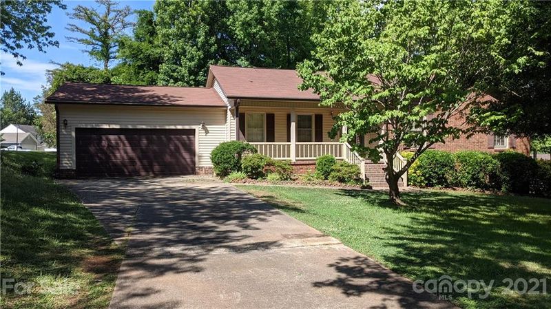 1205 Roundtree Cir, Rock Hill, SC 29732