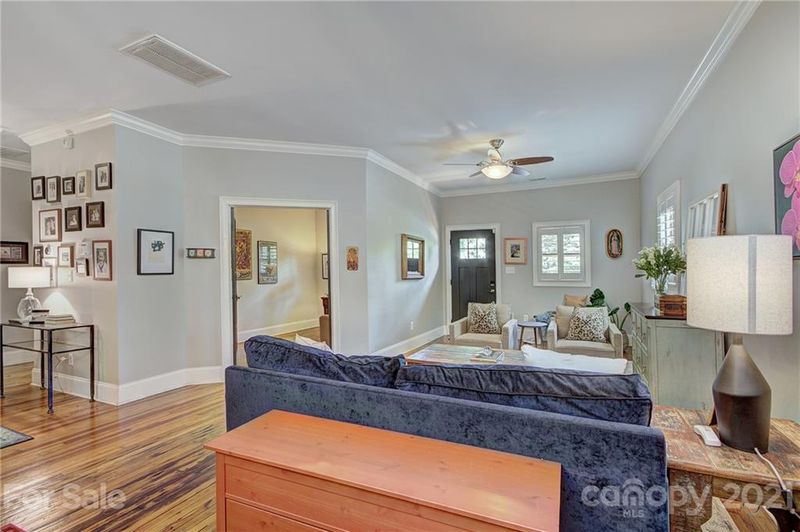 728 Charles Ave, Charlotte, NC 28205