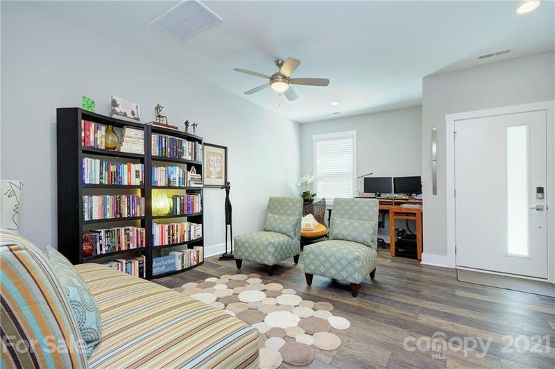 1130 36th St, Charlotte, NC 28205
