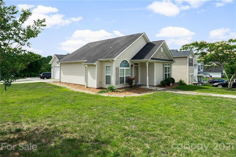 4871 Hawfield St, Kannapolis, NC 28083