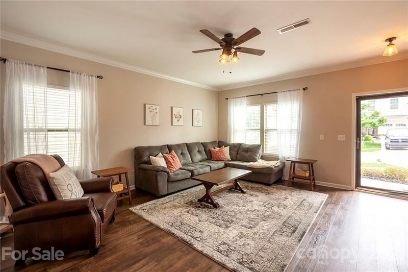 113 Collenton Ln, Mooresville, NC 28115