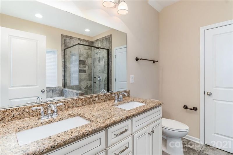 3064 Dindle Dr, Lancaster, SC 29720