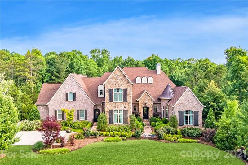 6023 Autumn Moon Dr, Fort Mill, SC 29715