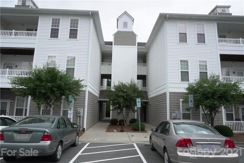 18801 Oakhurst Blvd #3F, Cornelius, NC 28031