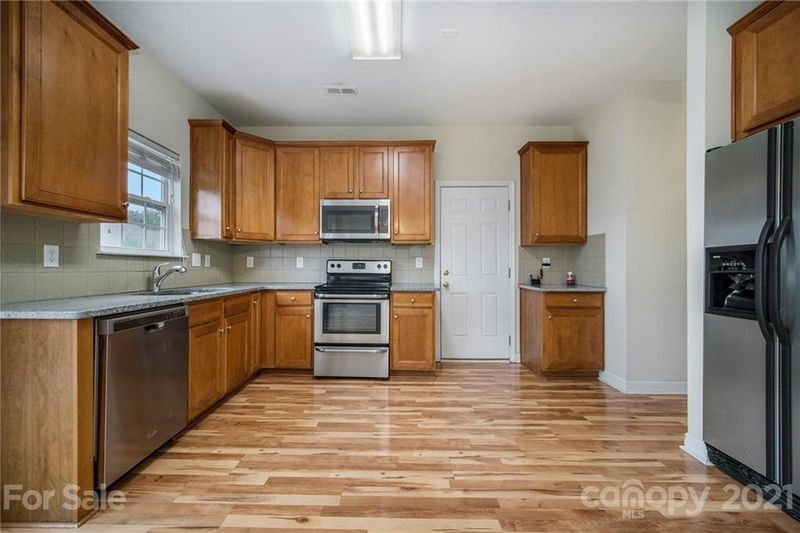 2284 Elendil Ln, Charlotte, NC 28269