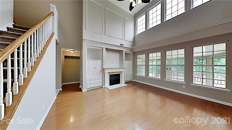 11926 Southcrest Ln, Pineville, NC 28134