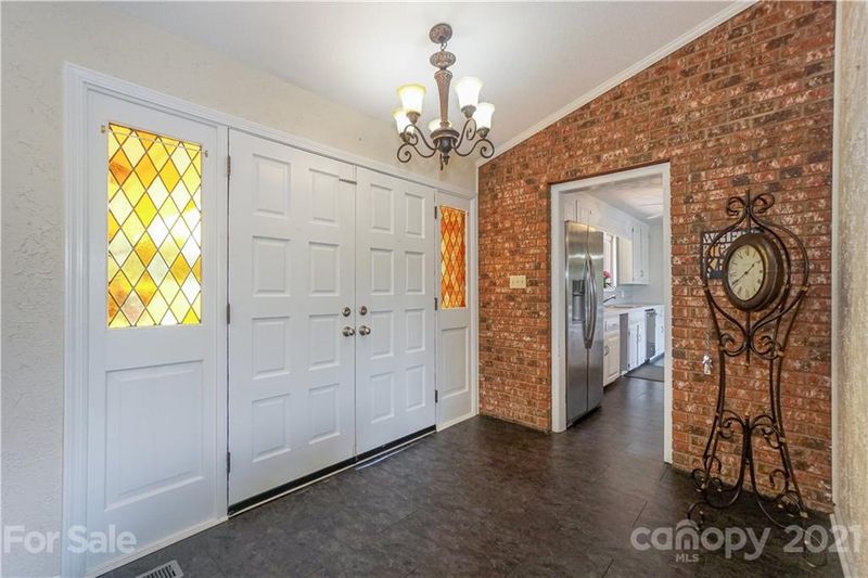1991 Poarch Rd, Lincolnton, NC 28092