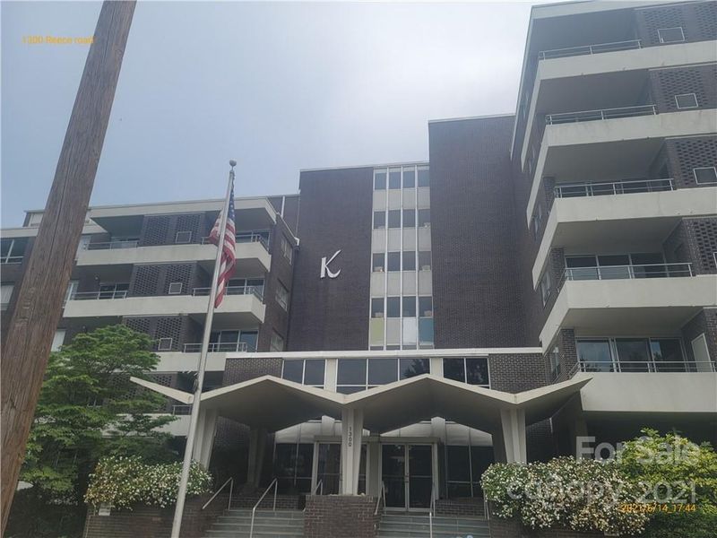 1300 Reece Rd #218, Charlotte, NC 28209