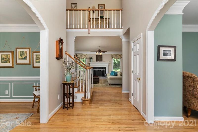 11622 Stonebriar Dr, Charlotte, NC 28277