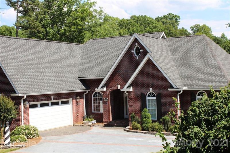 8421 Marina Ln, Catawba, NC 28609