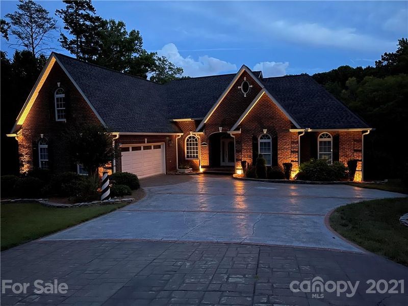 8421 Marina Ln, Catawba, NC 28609