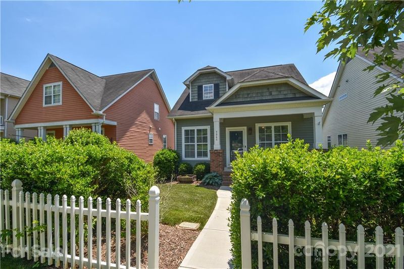 7348 Gilead Rd, Huntersville, NC 28078
