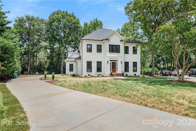 9901 Foxx Oak Pl, Charlotte, NC 28210