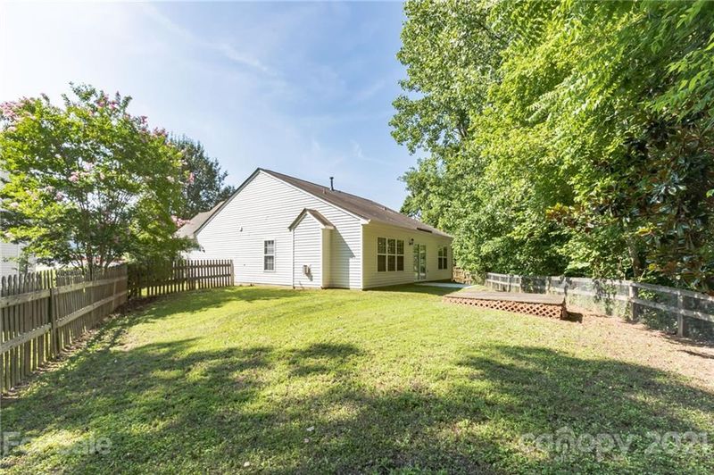 9029 Belle Bragg Way, Charlotte, NC 28214