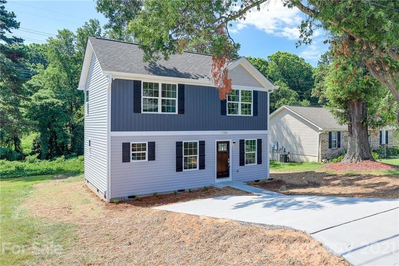 202 W Jefferson Ave, Gastonia, NC 28052