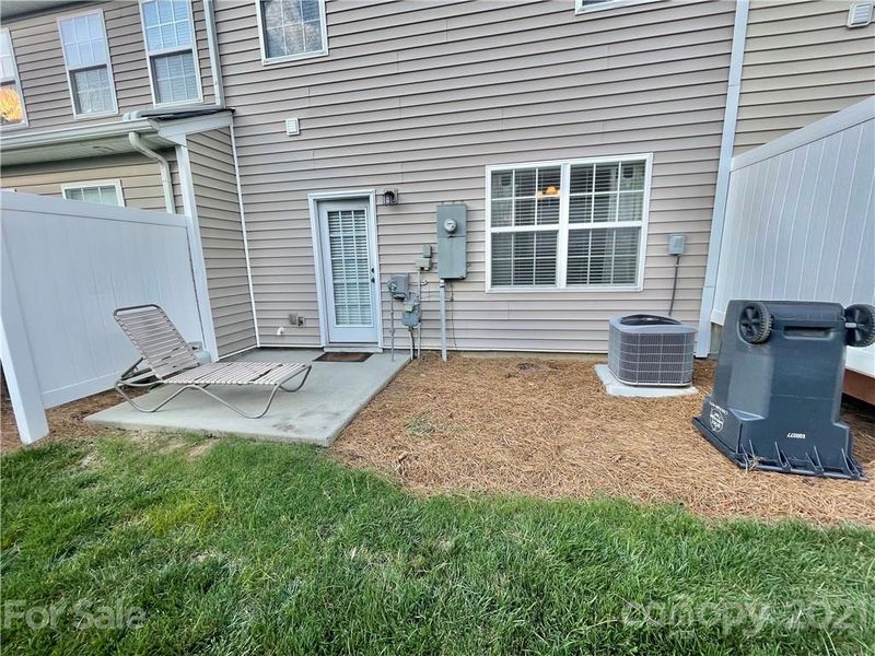 14508 Grasslands Ct, Charlotte, NC 28273