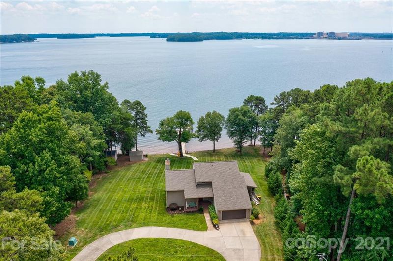 8383 Luckey Point Rd, Denver, NC 28037