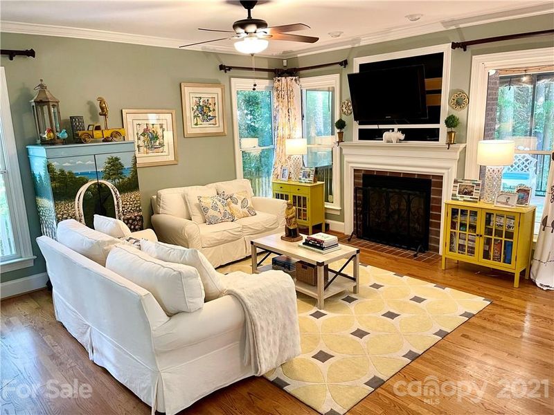 207 Mcconnell Dr, Davidson, NC 28036