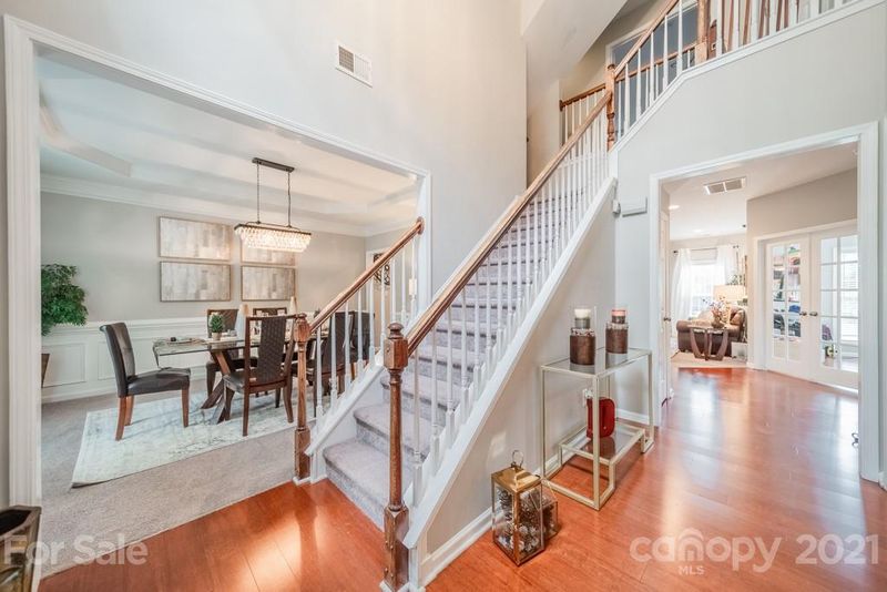 10108 Barrands Ln, Charlotte, NC 28278
