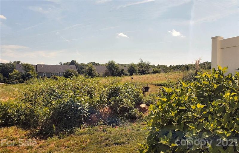 8022 Mariners Pointe Cir, Denver, NC 28037