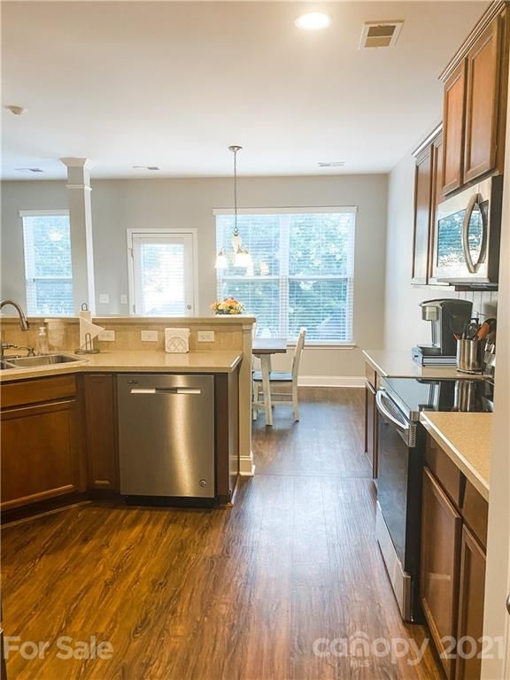 3342 Brackhill St, Davidson, NC 28036