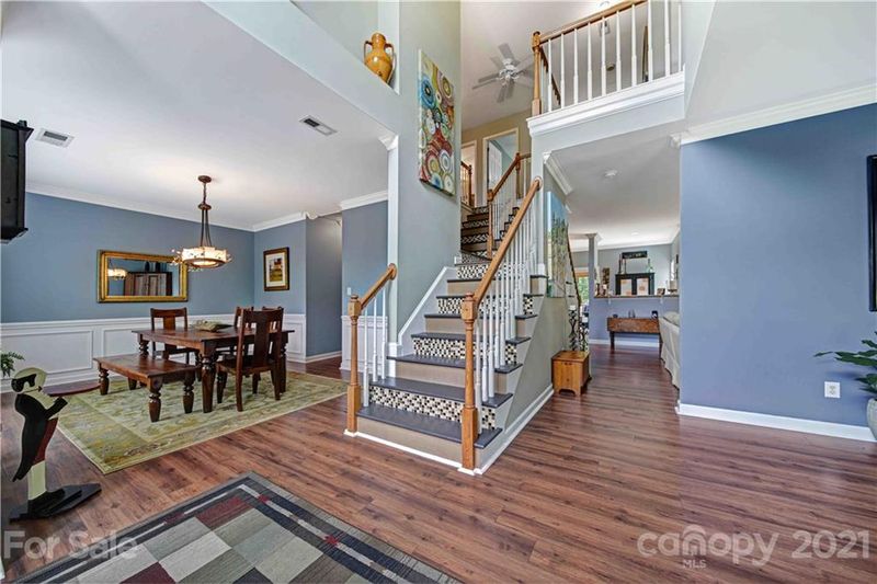 1801 Gatebrook Ct, Matthews, NC 28105