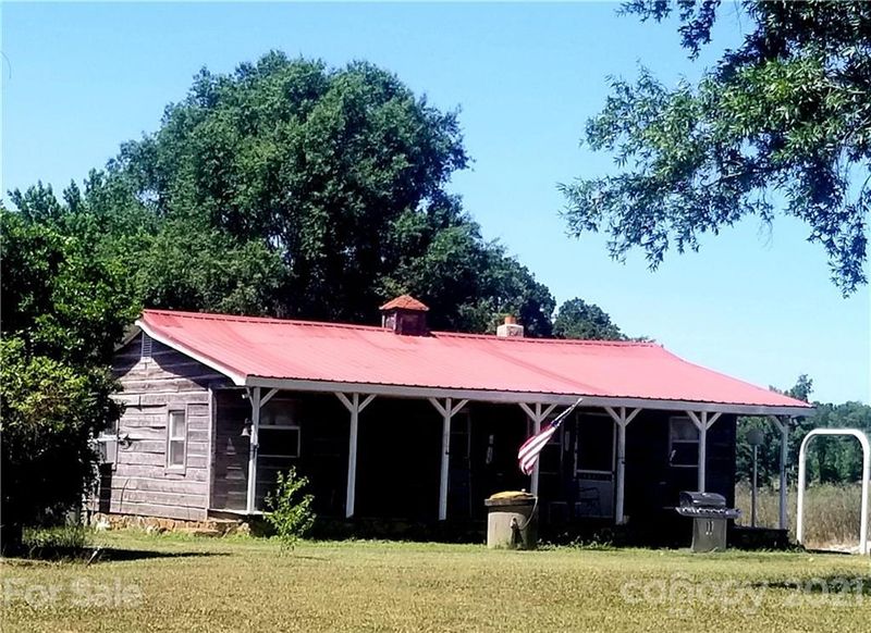 768 Flint Hill Rd, Cherryville, NC 28021