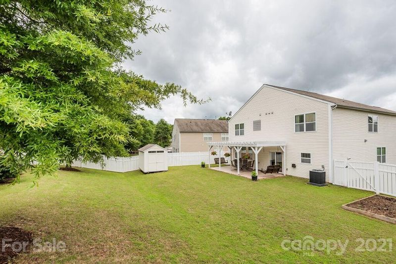 305 Allspice Rd, Fort Mill, SC 29708
