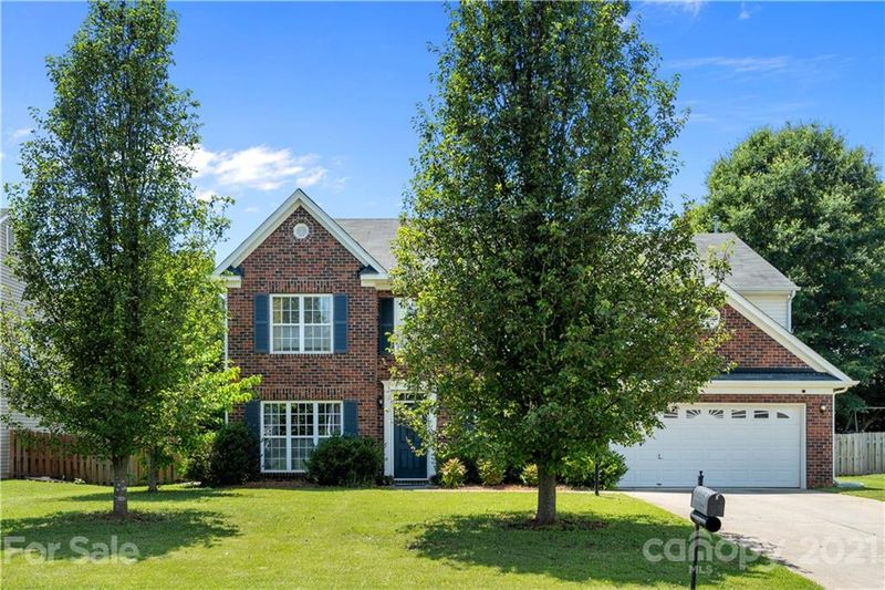 122 Rusty Nail Dr, Mooresville, NC 28115